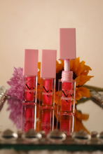 Load image into Gallery viewer, Lip Oil Raspberry
