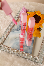Load image into Gallery viewer, Lip Oil Raspberry
